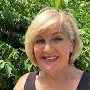 Meet your Posher, Tara